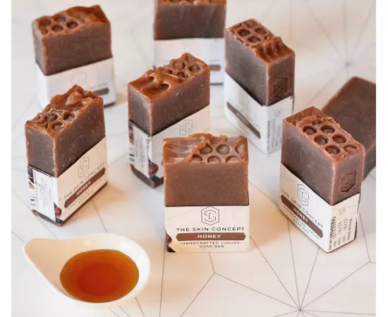 لوح صابون بالعسل من ذا سكين كونسيبت