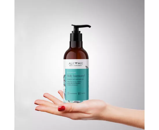 هولي هارموني! غسول ومنظف للوجه من ألكمي - 250 مل