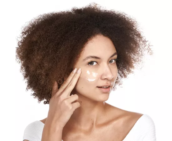 آيس فيلد رادينس إيملجن من إيلا بيوتي (ماء بريستين جلاسيير) 150 مل