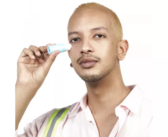 قلم ريفاينينج للعين آيس فيلد من إيلا بيوتي (ماء بريستين جلاسيير)