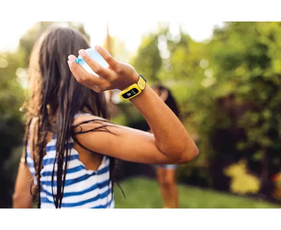 فيتبيت إيس 3 ساعة تتبع النشاط للحركة للأطفال - مينيون أصفر